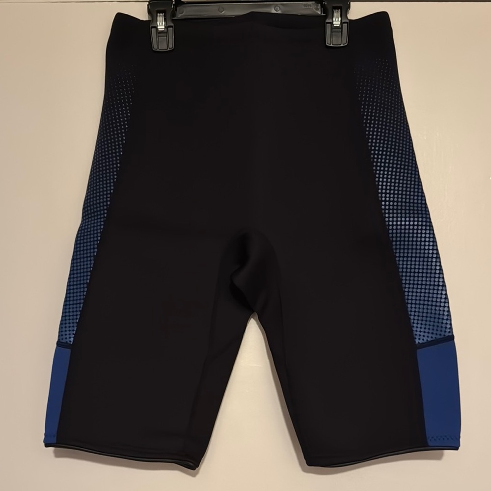Men’s Sz M Goldfin Wetsuit Shorts